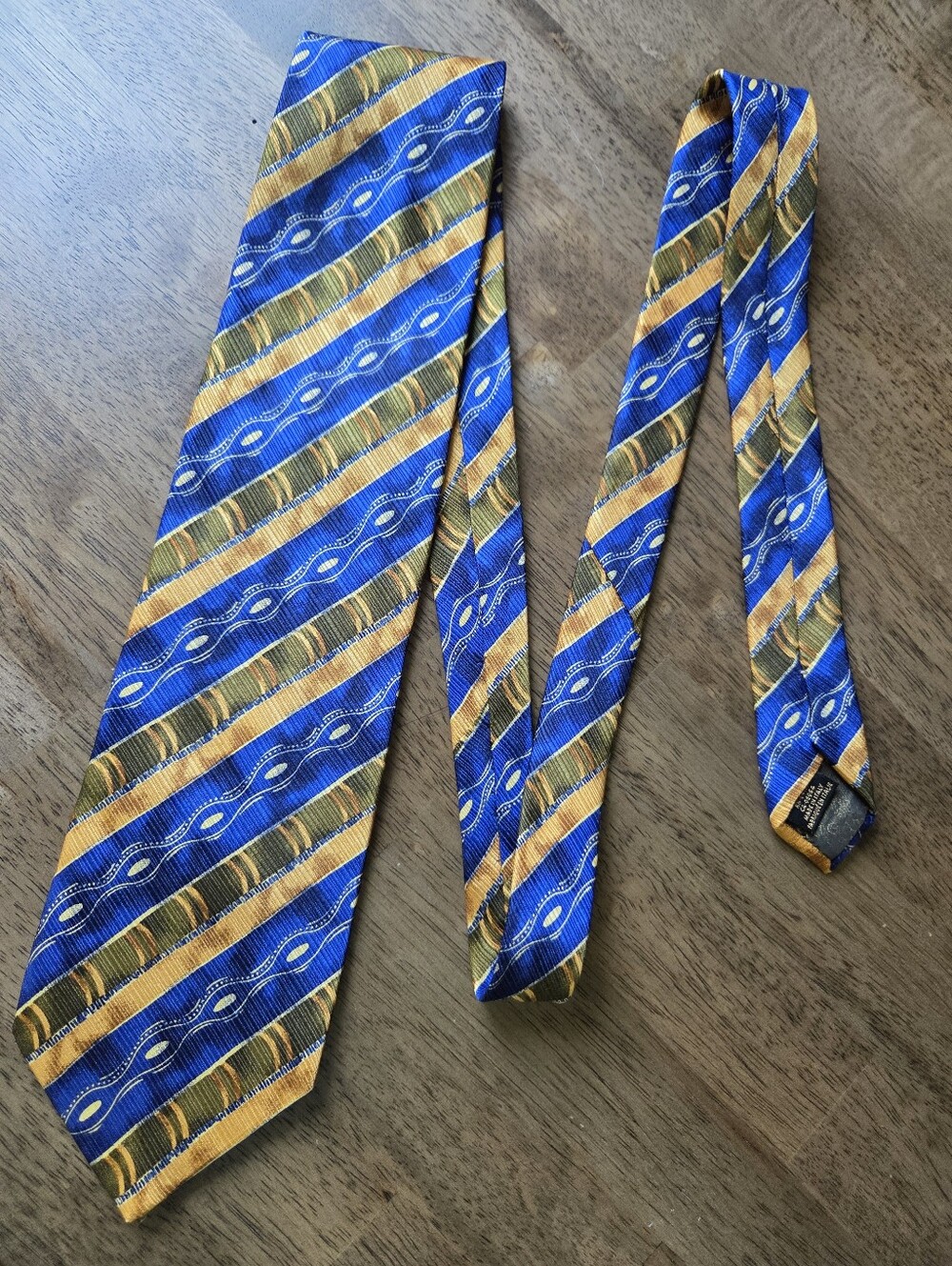 Bugatchi Uomo Bamboo And Blue Patterned Silk Tie